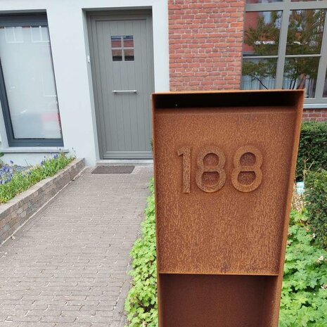 Flyn cortenstaal brievenbus Flyn cortenstaal brievenbus