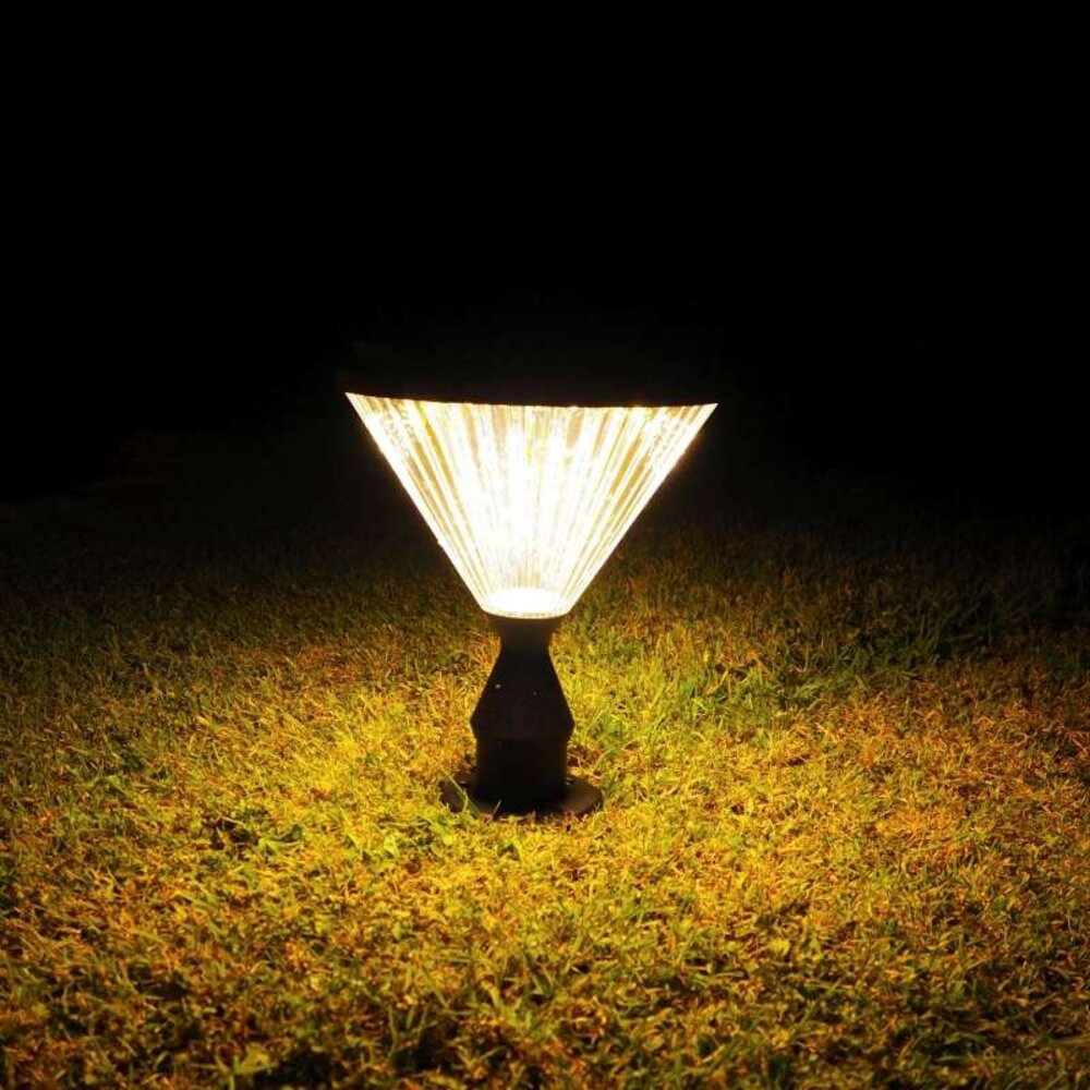 Iplux PARIS 30 cm Solar staande tuinlamp