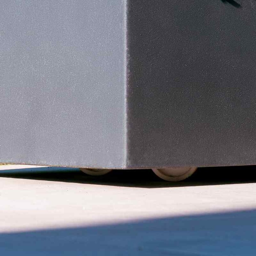 Buxus polyester 80x80x40 cm met wielen plantenbak Buxus polyester 80x80x40 cm met wielen plantenbak