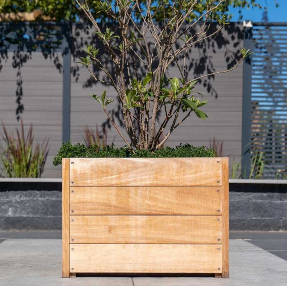 Sevilla 120x120x44 cm houten bloembak Sevilla 120x120x44 cm houten bloembak