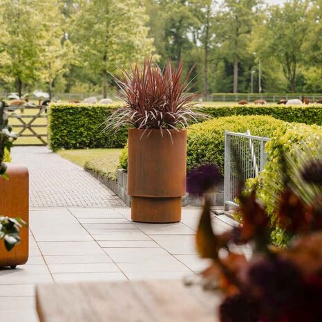 Dipott EXTEND cortenstaal 70 x h. 110 cm plantenbak Dipott EXTEND cortenstaal 70 x h. 110 cm plantenbak