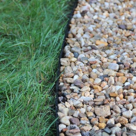 Bera B-Edge Pro XL 20 cm kunststof borderrand , lengte 15 m. Bera B-Edge Pro XL 20 cm kunststof borderrand , lengte 15 m.