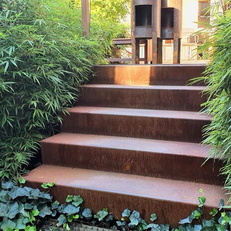 Trap Cortenstaal 150 cm breed Trap Cortenstaal 150 cm breed