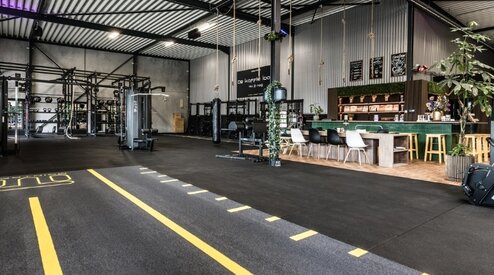 How much does it cost to start a gym?