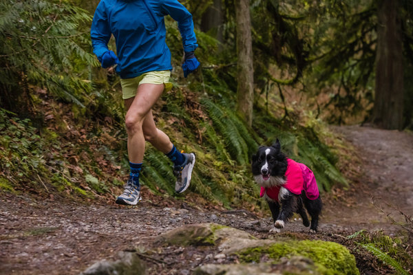 RUFFWEAR Ruffwear Hondenregenjas Hubiscus Pink RUFFWEAR Ruffwear Hondenregenjas Hubiscus Pink