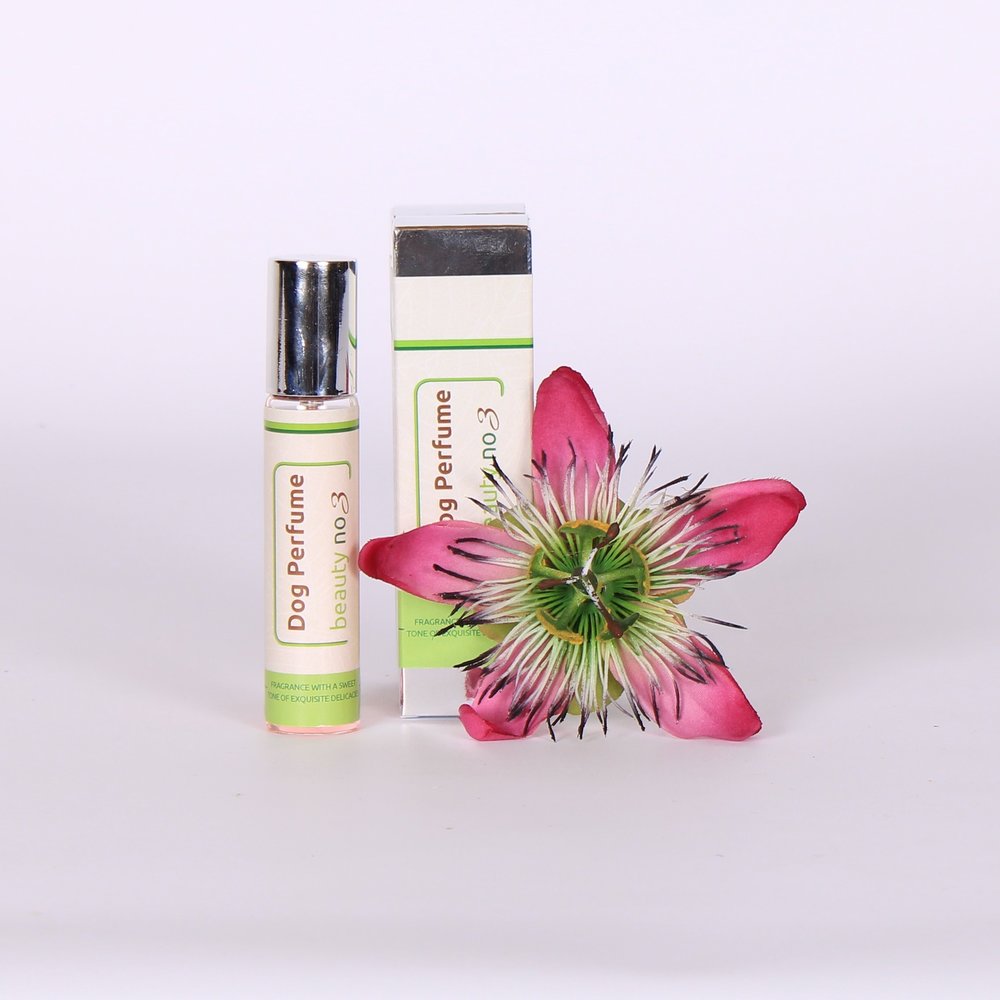 Dierportiek Dog Perfume beauty number 3, een heerlijk lang geurend hondenparfum Dierportiek Dog Perfume beauty number 3, een heerlijk lang geurend hondenparfum