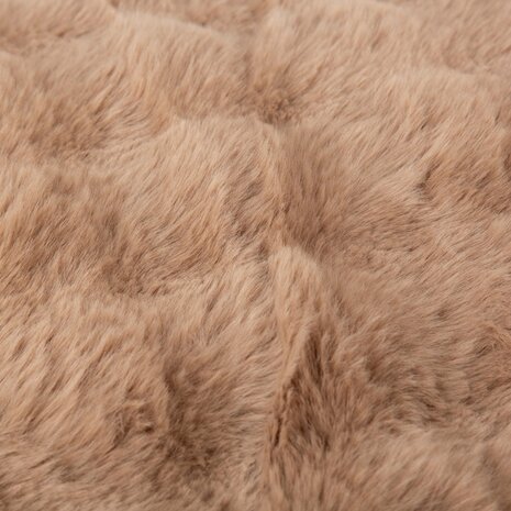 Scruffs Alpine Cat Bed Taupe ontworpen voor ultiem comfort van katten en kleine honden. Scruffs Alpine Cat Bed Taupe ontworpen voor ultiem comfort van katten en kleine honden.