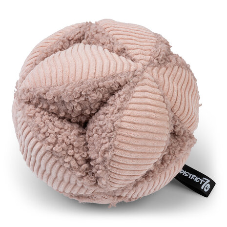 District 70 Bobby snuffelbal District 70 Bobby snuffelbal