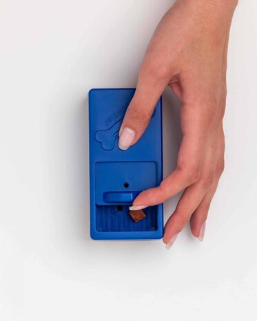 Pawzler Onix level 1 is een interactieve hondenpuzzel(element) voor puppy's en honden die nog niet bekend zijn met puzzelspeeltjes. Pawzler Onix level 1 is een interactieve hondenpuzzel(element) voor puppy's en honden die nog niet bekend zijn met puzzelspeeltjes.