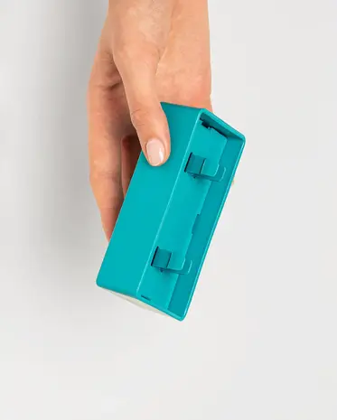 Pawzler Nai level 2 is een interactieve hondenpuzzel(element) voor honden die klaar zijn om hun puzzelvaardigheden naar een hoger niveau te tillen. Pawzler Nai level 2 is een interactieve hondenpuzzel(element) voor honden die klaar zijn om hun puzzelvaardigheden naar een hoger niveau te tillen.