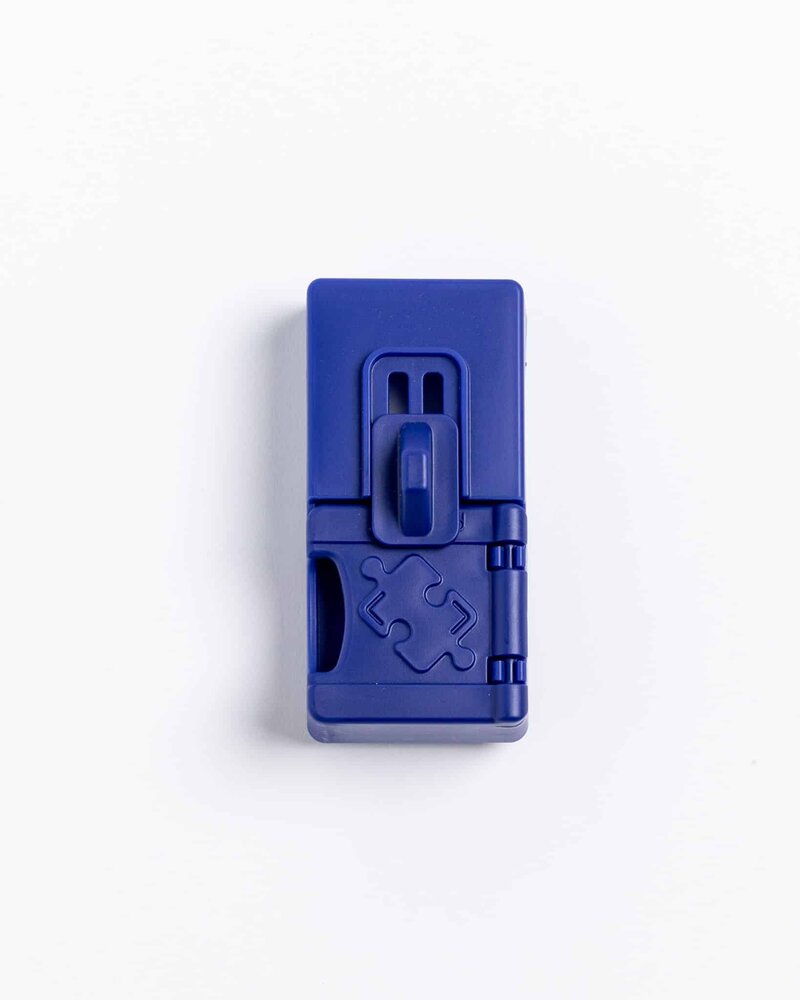 Pawzler Sela level 3 is een interactieve hondenpuzzel(element) voor honden met puzzelervaring die van een uitdaging houden. Pawzler Sela level 3 is een interactieve hondenpuzzel(element) voor honden met puzzelervaring die van een uitdaging houden.