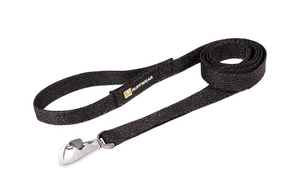 RUFFWEAR Front Range Flex Leash een ander halve meter lange lichtgewicht lijn met vergrendelbare clip. RUFFWEAR Front Range Flex Leash een ander halve meter lange lichtgewicht lijn met vergrendelbare clip.
