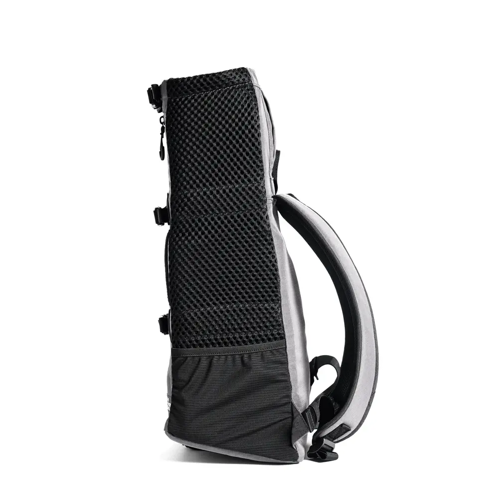 K9 Sport Sack Air Magnet Gray het nieuwste instapmodel binnen het assortiment van K9 Sport Sack en vervangt zowel de AIR2 als de Trainer.