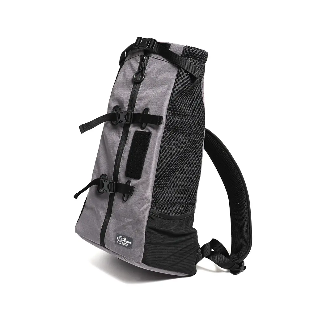 K9 Sport Sack Air Magnet Gray het nieuwste instapmodel binnen het assortiment van K9 Sport Sack en vervangt zowel de AIR2 als de Trainer.
