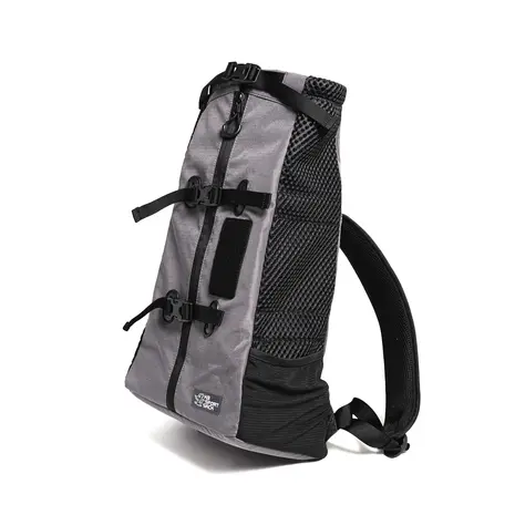 K9 Sport Sack Air Magnet Gray het nieuwste instapmodel binnen het assortiment van K9 Sport Sack en vervangt zowel de AIR2 als de Trainer. K9 Sport Sack Air Magnet Gray het nieuwste instapmodel binnen het assortiment van K9 Sport Sack en vervangt zowel de AIR2 als de Trainer.