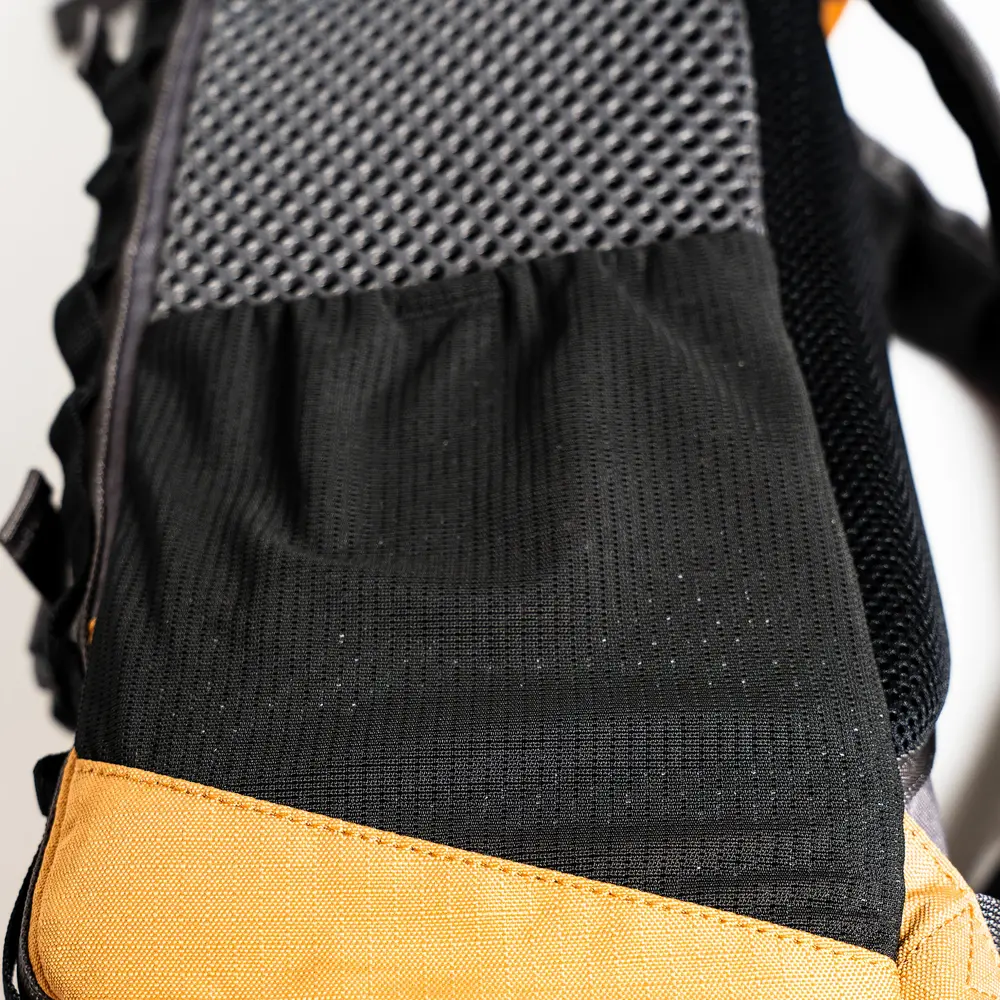 K9 Sport Sack Kompanion Magnet Gray het nieuwe premium model binnen het assortiment van K9 Sport Sack en vervangt de PLUS2.