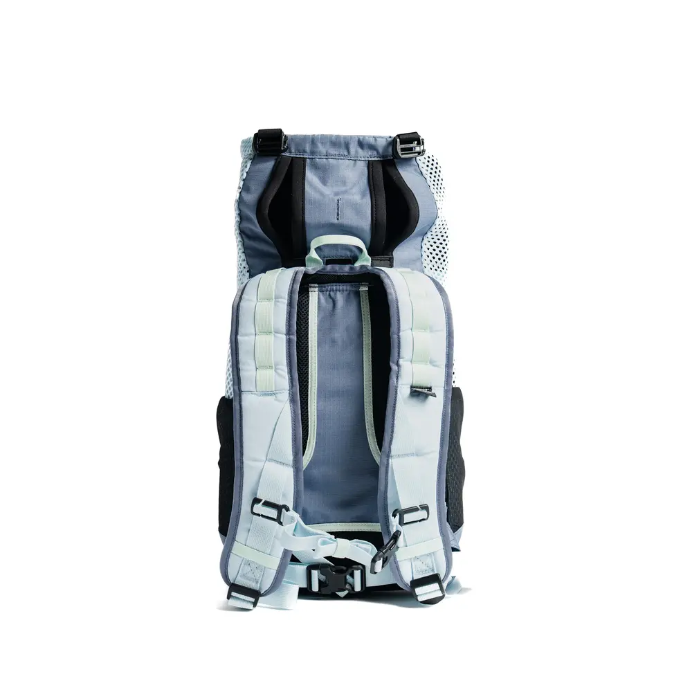 K9 Sport Sack Kompanion Tropic Blue het nieuwe premium model binnen het assortiment van K9 Sport Sack en vervangt de PLUS2. K9 Sport Sack Kompanion Tropic Blue het nieuwe premium model binnen het assortiment van K9 Sport Sack en vervangt de PLUS2.