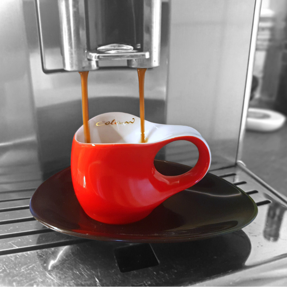 Colani Porzellan online kaufen  Colani Espressotasse | Tasse inkl. Unterteller | rot