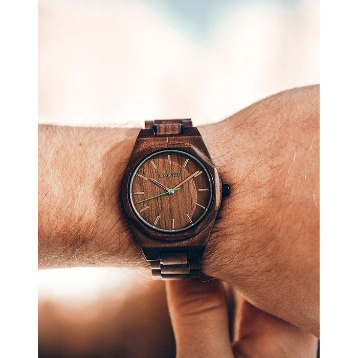 LAimer Laimer Herren­uhr im Walnussholz-Design