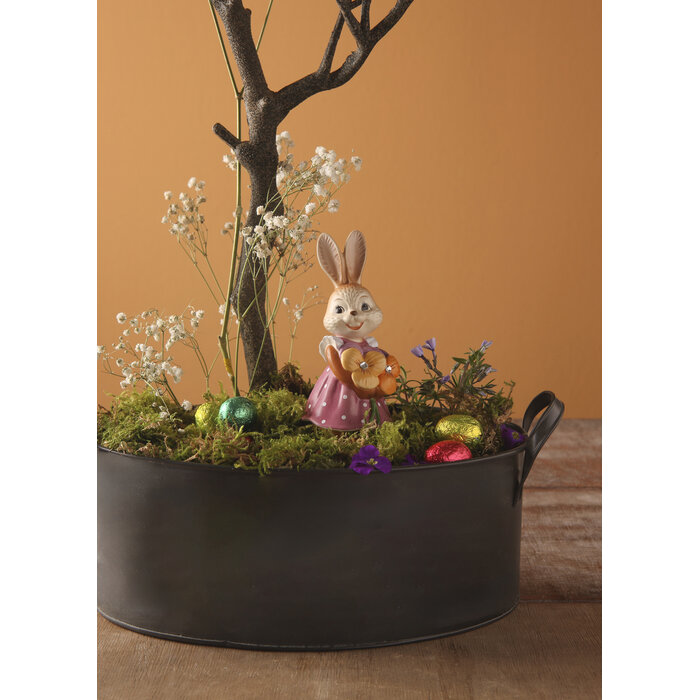 Goebel Porzellanmanufaktur Goebel Hasenmädchen Blumen sind das Lächeln der Erde