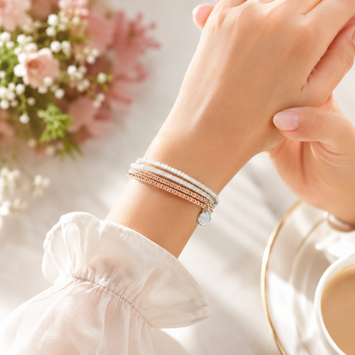 LIZAS LIZAS Armband Hanson Peach – mehrreihiges Glasstein-Armband