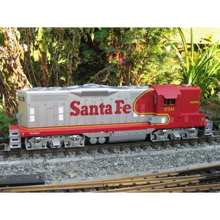 USA TRAINS GP 9 Santa Fe rot/silber