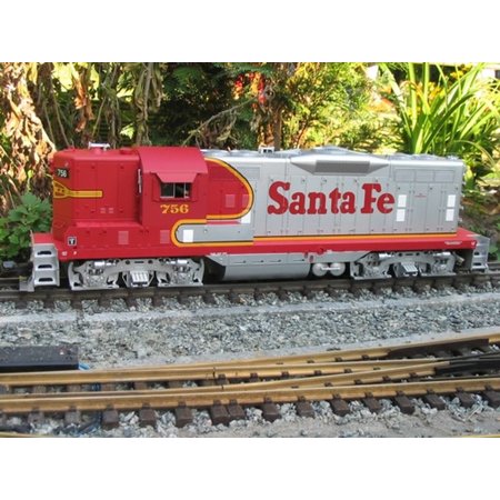 USA TRAINS GP 9 Santa Fe rot/silber