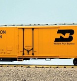 USA TRAINS 50 ft. Mech. Refrigerator Car Burlington Northern