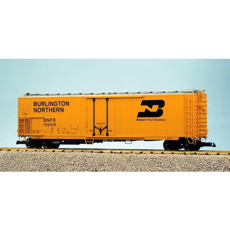 USA TRAINS 50 ft. Mech. Refrigerator Car Burlington Northern