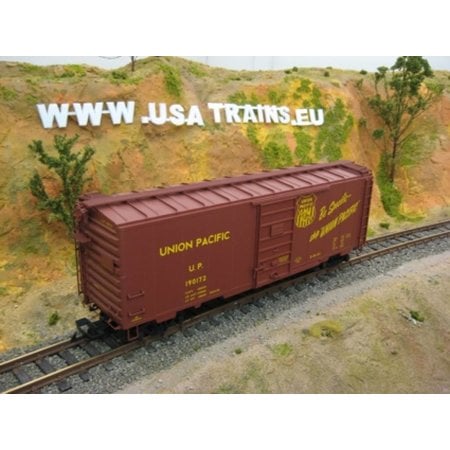 USA TRAINS 40 ft. Boxcar Union Pacific