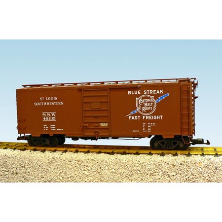 USA TRAINS 40 ft. Boxcar Cotton Belt