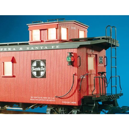 USA TRAINS Woodsided Caboose Christmas