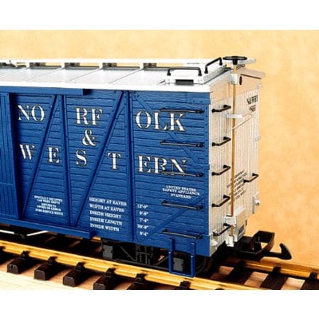 USA TRAINS Outside Braced Boxcar Southern Pacific (#20248)