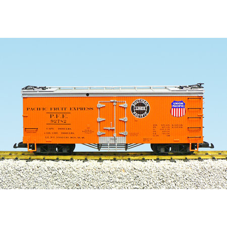 USA TRAINS Reefer PFE SP/UP #92781