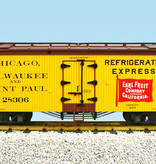 USA TRAINS Reefer CM&StP Earl Fruit Co. #28306