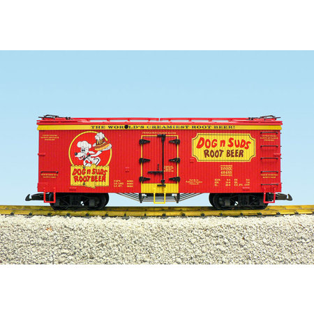 USA TRAINS Reefer Dog N Suds Root Beer