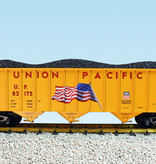 USA TRAINS Coal Hopper Union Pacific with Flag