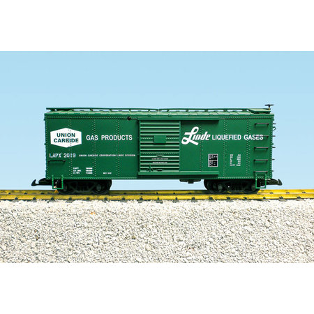 USA TRAINS Steel Box Car Union Carbide/Linde Gases #2018