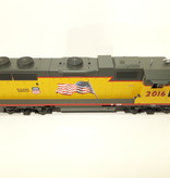 USA TRAINS GP 38-2 Union Pacific with Flag