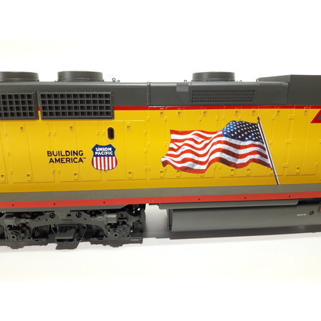 USA TRAINS GP 38-2 Union Pacific with Flag