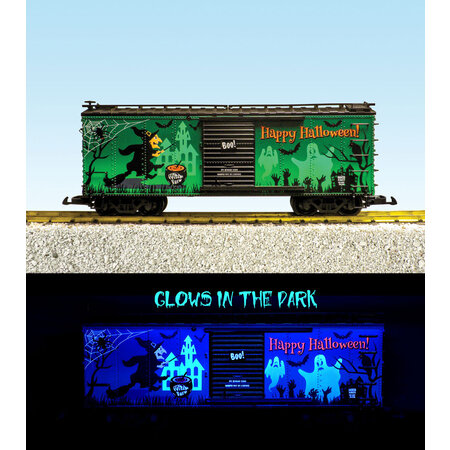 USA TRAINS Glow In The Dark Happy Halloween Box Car