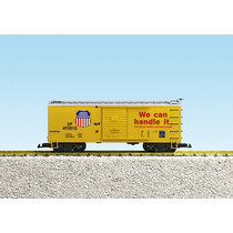 Union Pacific #493011 Steel Boxcar - Yellow/Silver