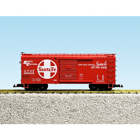USA TRAINS Santa Fe #260365 Steel Boxcar - Red
