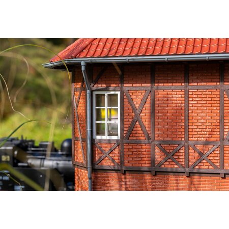 POLA Stellwerk mit Fachwerk