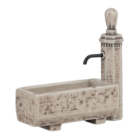 POLA Schweizer Stationsbrunnen