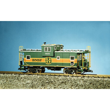 USA TRAINS Extended Vision Caboose BNSF