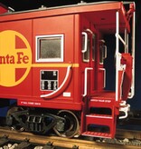 USA TRAINS Extended Vision Caboose Union Pacific with flag