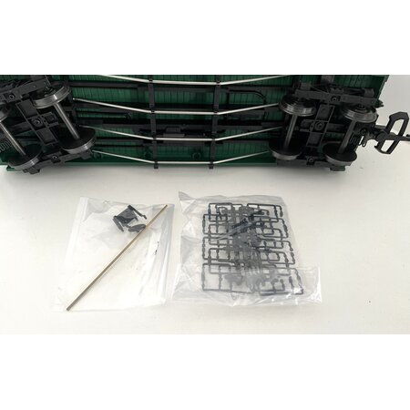 USA TRAINS Wood Box Car Climax Manufacturing mit Metallachsen (guter Zustand)