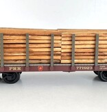 PIKO Pennsylvania Flatcar mit Echtholz-Ladung und Rungen (sehr guter Zustand)