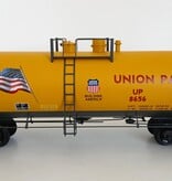 USA TRAINS 42 ft. Modern Tank Car Union Pacific mit Flagge (mit Mängeln)